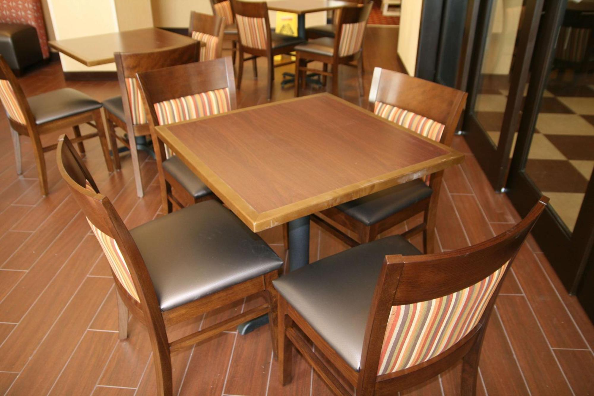 Hampton Inn & Suites Oxford-Anniston Restoran foto