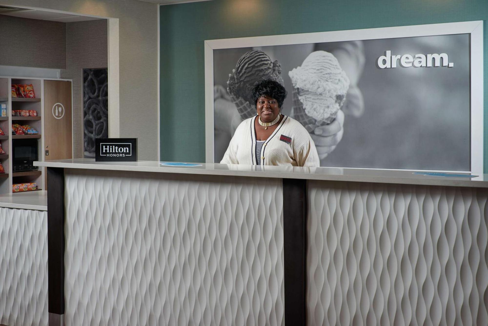 Hampton Inn & Suites Oxford-Anniston Bagian luar foto