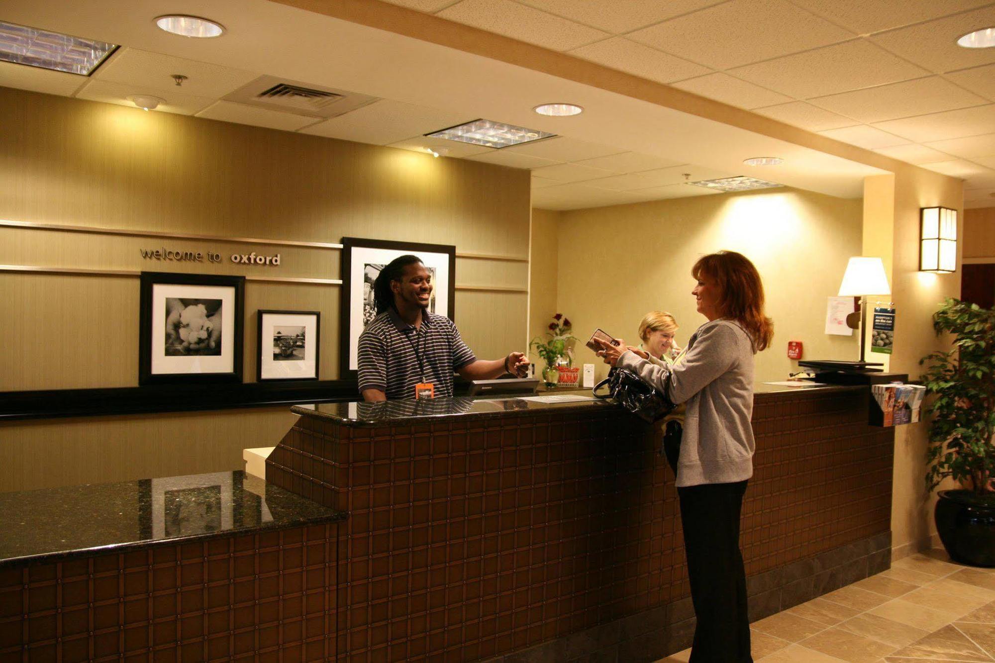 Hampton Inn & Suites Oxford-Anniston Bagian luar foto