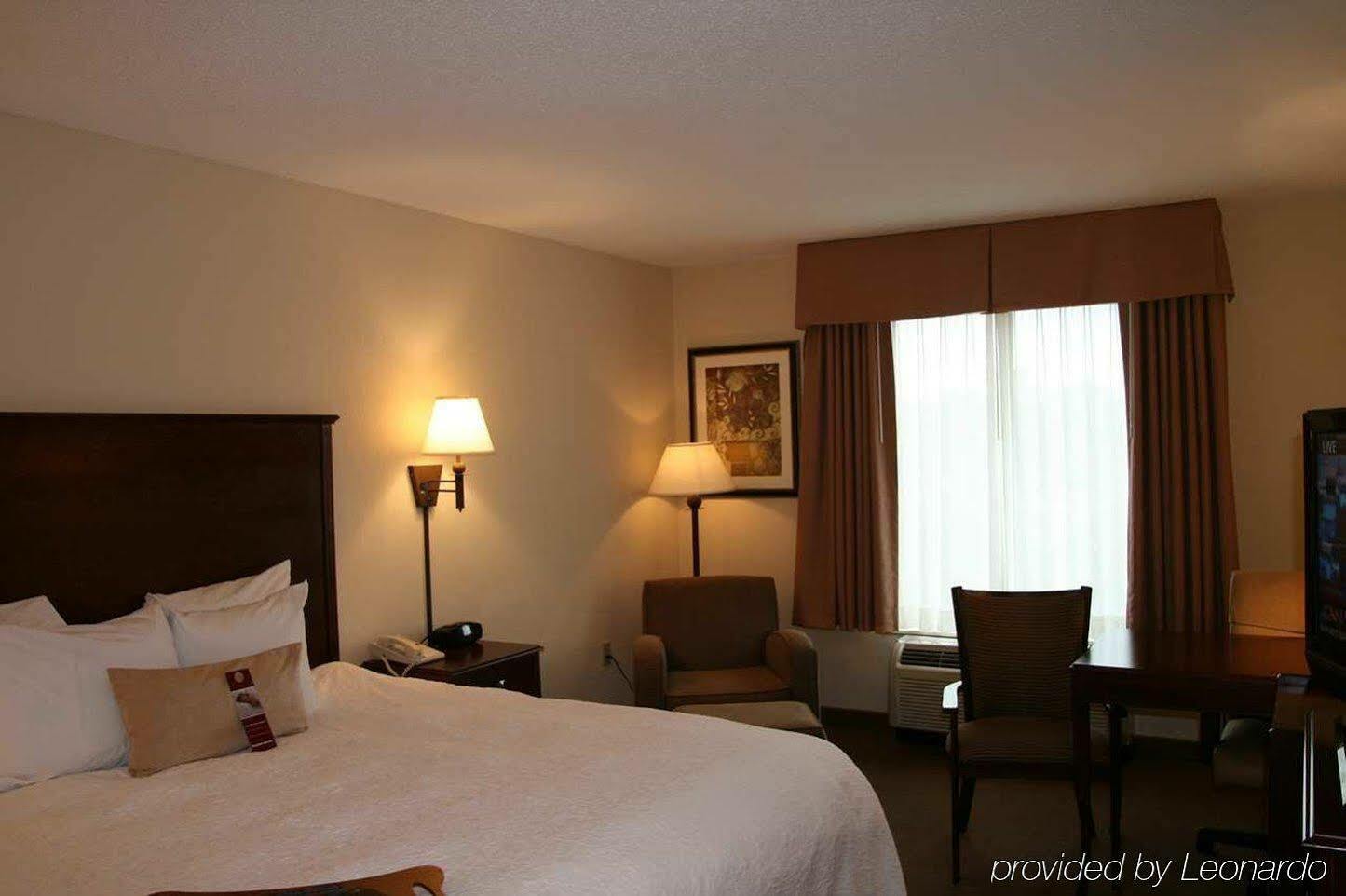 Hampton Inn & Suites Oxford-Anniston Bagian luar foto